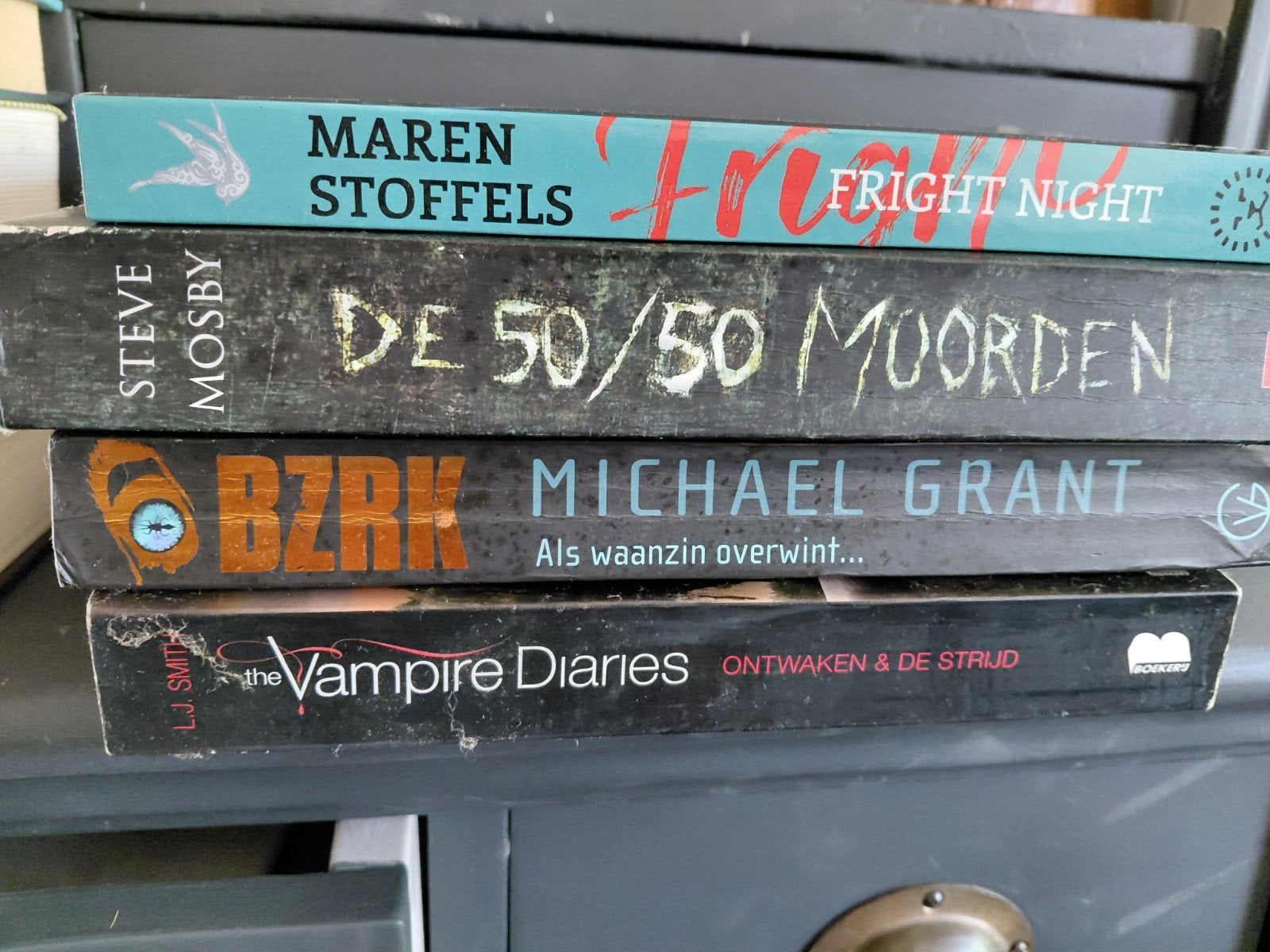 Boekenpakket: Fright Night, 50/50 Moorden, BZRK, Vampire, Ophalen of Verzenden, Gelezen, Maren Stoffels, Steve Mosby, Michael Grant, L.J. Smith