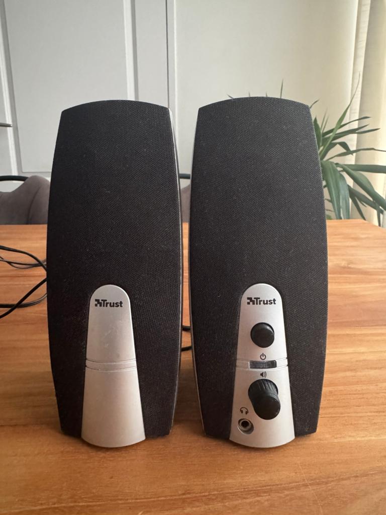 Trust PC Speakers USB, Ophalen of Verzenden, Zo goed als nieuw