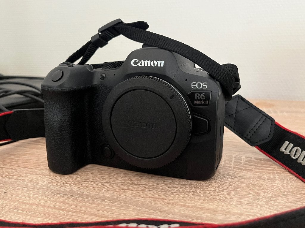 Canon r6 mark 2, Draagriem, Bluetooth, Canon, Ophalen of Verzenden