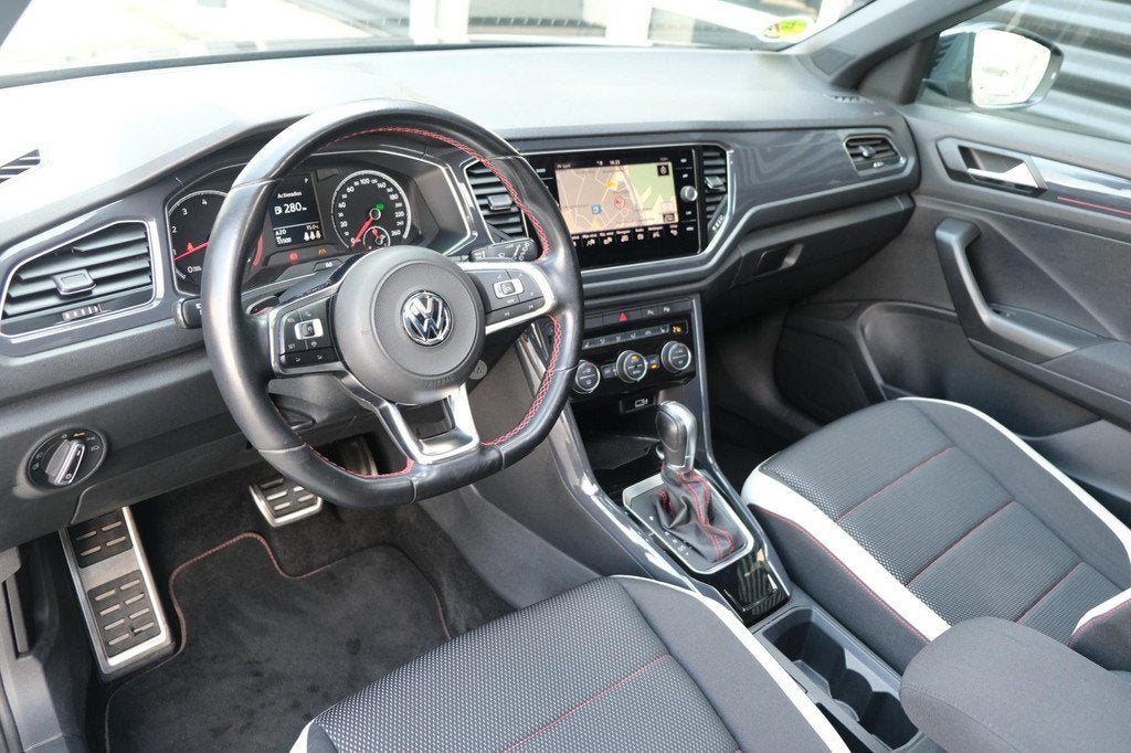 Volkswagen T-Roc 1.5 TSI Sport DSG 150 PK Pano Navi Led Acc, Auto's, Stof, 4 cilinders, 150 pk, Origineel Nederlands