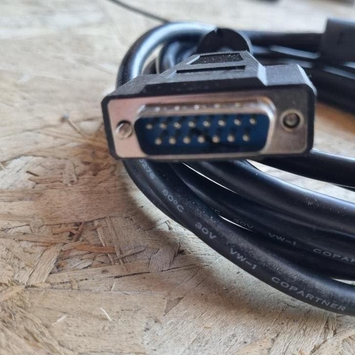DIVERSE LANGE VGA KABEL VOOR COMPUTER MONITOR 4-10 METER, Computers en Software, Pc- en Netwerkkabels, Ophalen, Nieuw