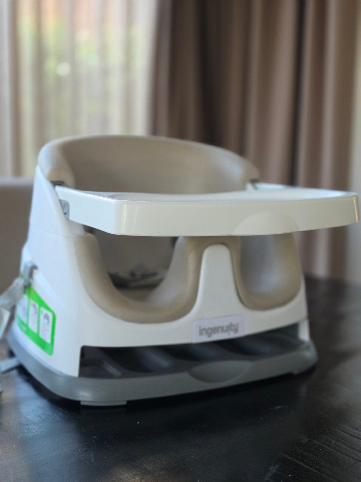 Ingenuity Baby Base 2-in-1 Zitje met Eetblad, Ophalen of Verzenden, Zo goed als nieuw, Overige typen, Afneembaar eetblad