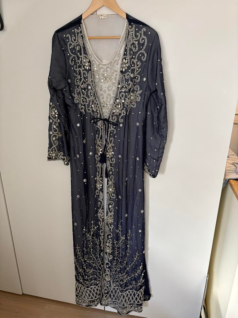 Donkerblauwe Takchita met zilveren borduursels, Overige typen, Blauw, Gedragen, Ophalen