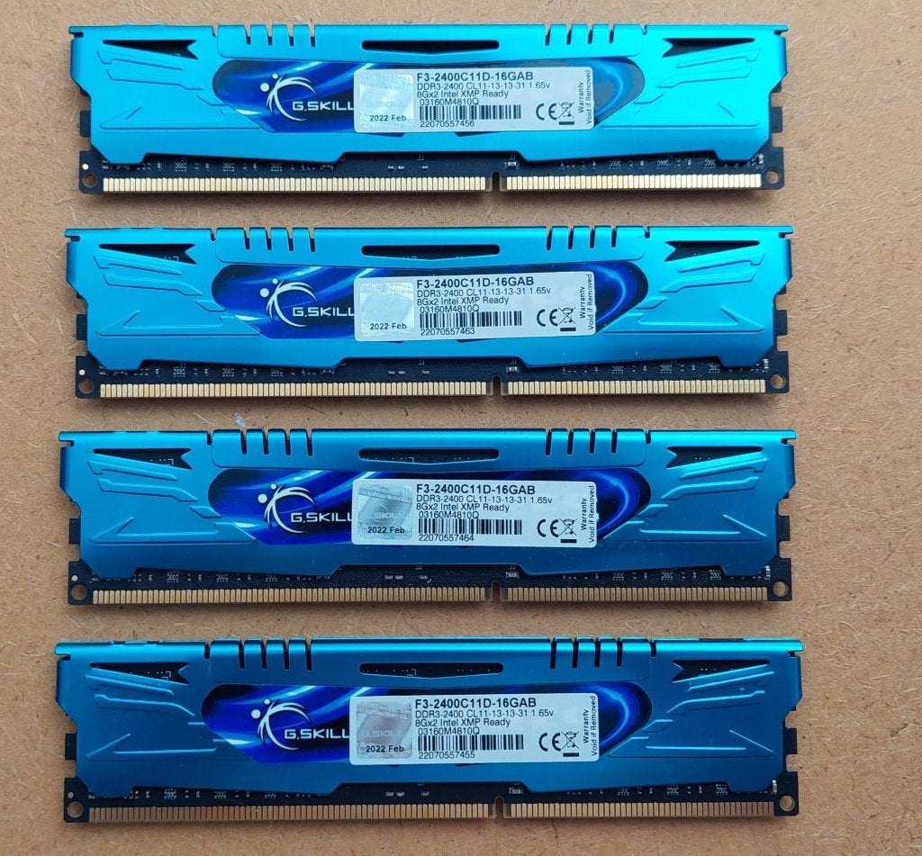 4 stuks 8GB G.SKILL 1600Mhz/1333Mhz DDR3 GAME PC geheugen, Ophalen, 32 GB, DDR3, Zo goed als nieuw