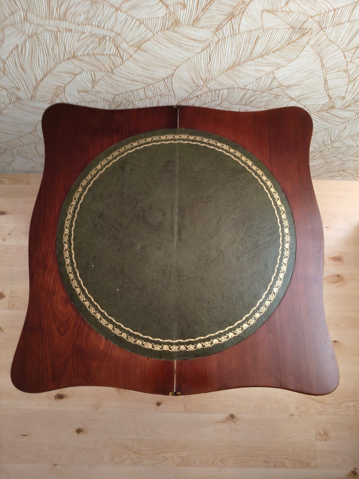 Antieke speeltafel / bijzettafel met groen leer, Ophalen
