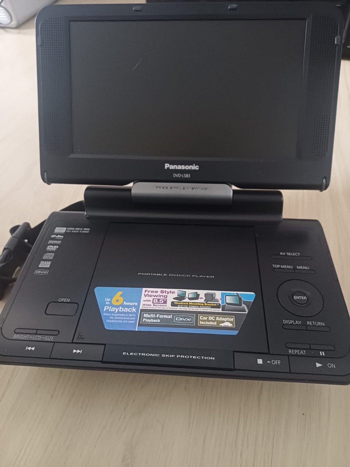 Auto dvd spelers van panasonic LS83, Panasonic, Draagbaar, Zo goed als nieuw, Ophalen
