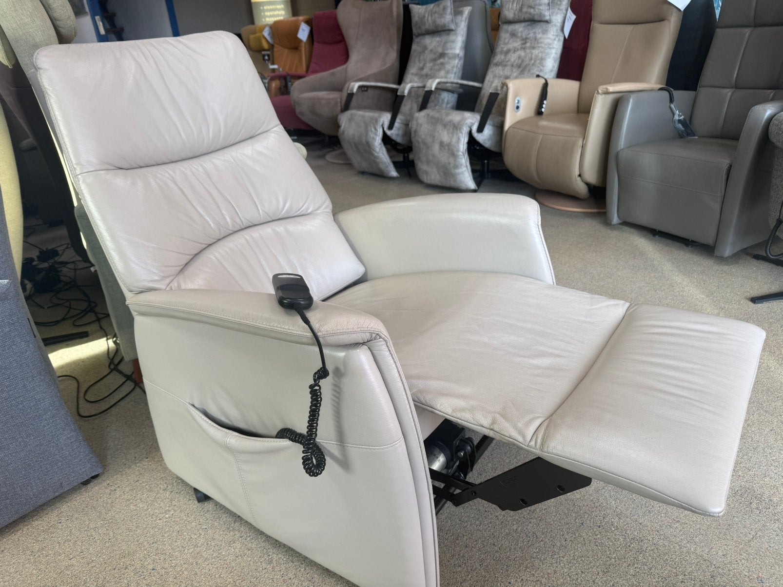 Sta op stoel De Toekomst relax fauteuil gratis bezorging, Huis en Inrichting, Verzenden, Zo goed als nieuw, Leer, Ruim 100 stoelen in alle kleuren en maten