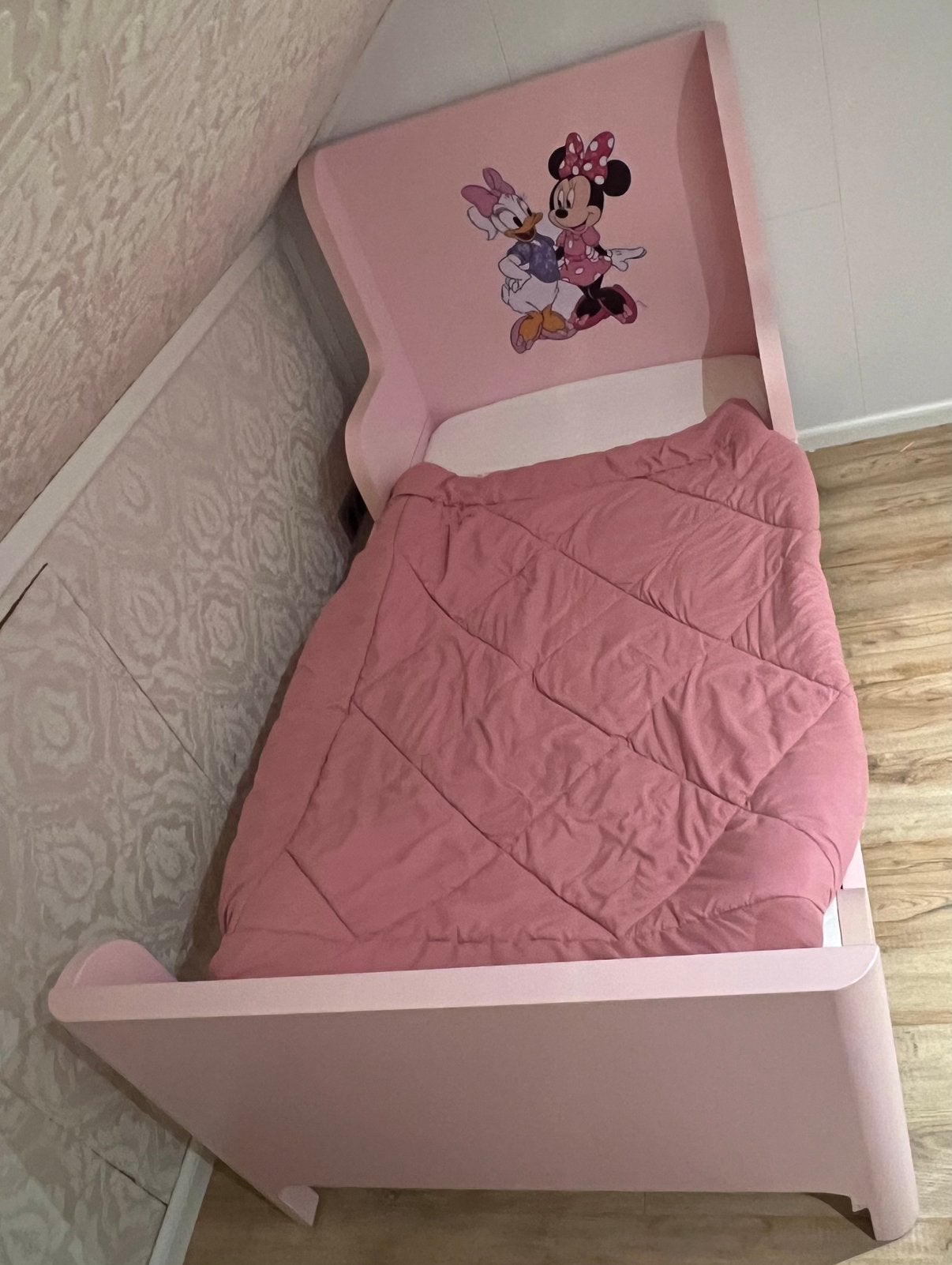 Meegroeibed met minnie mouse aankleding, Kinderen en Baby's, Kinderkamer | Bedden, Ophalen, Zo goed als nieuw, 180 cm of meer