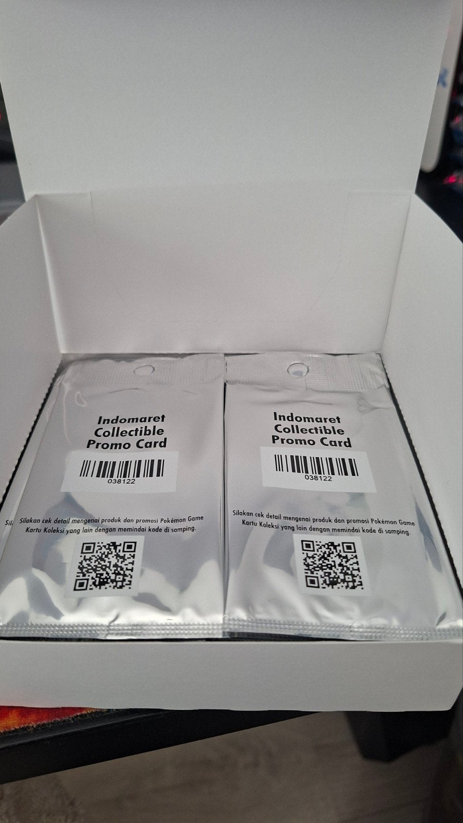 Indomaret Pokémon Promo Kaarten Box - 40 Packs, Ophalen of Verzenden, Nieuw, Boosterbox