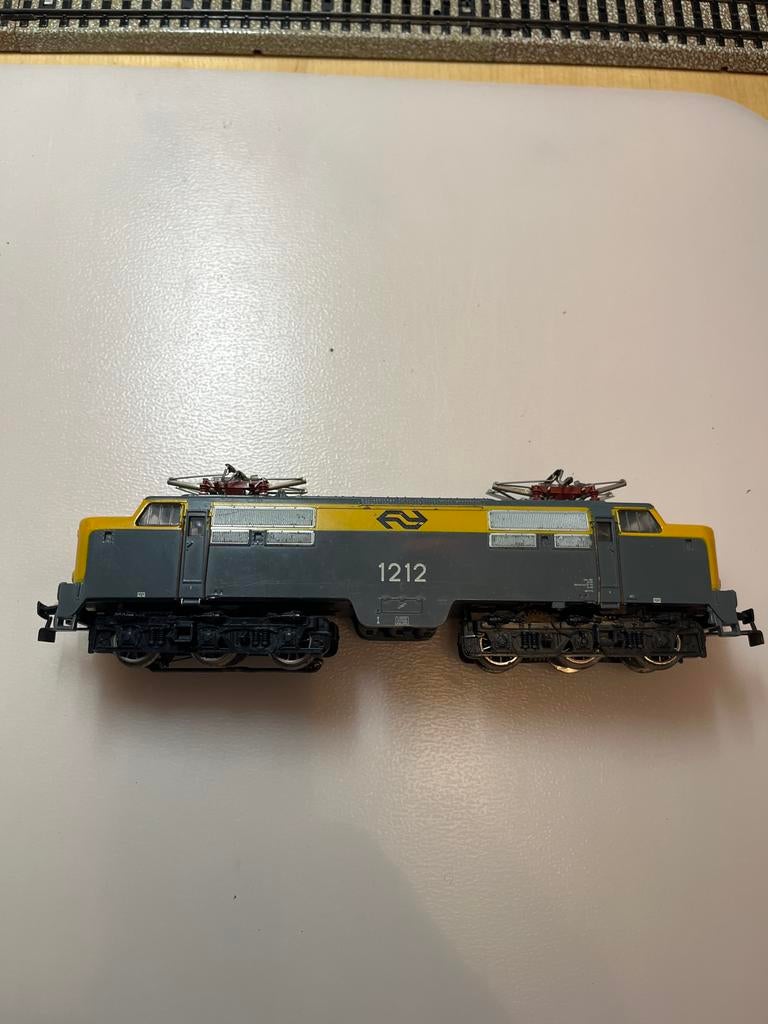 Märklin NS Locomotief 3055 / 1212 - Gebruikt. Gele neus., Hobby en Vrije tijd, Modeltreinen | H0, Wisselstroom, Gebruikt, Locomotief