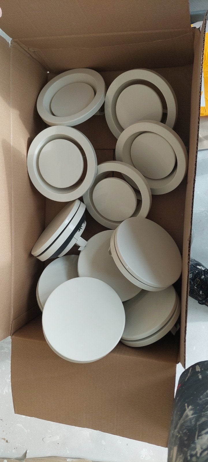 Luchtventielen / afzuigventielen  wit verstelbaar – 10 stuks, Ophalen of Verzenden, Zo goed als nieuw, Ventilator
