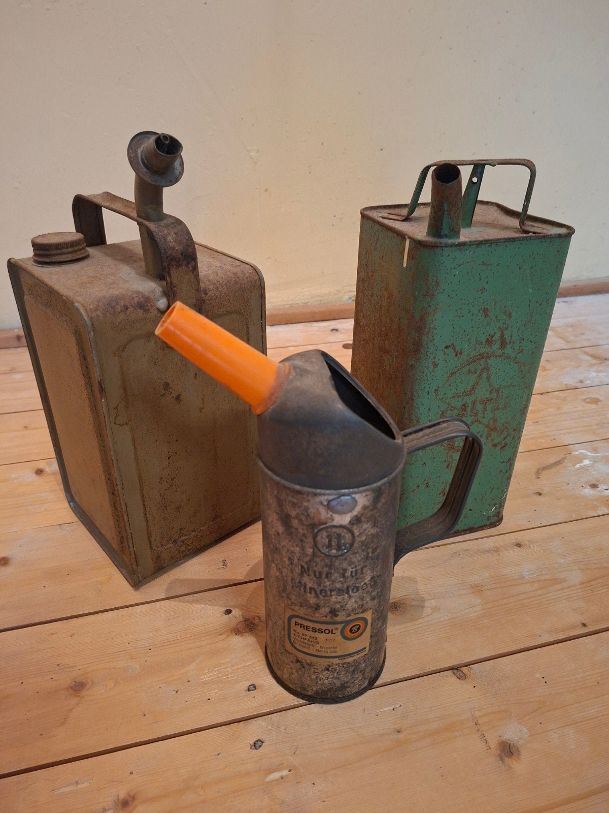 Vintage jerrycans en oliekannetje - Decoratief set, Ophalen of Verzenden