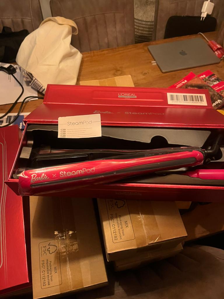 Barbie x steampod. Nieuw in de doos, Ophalen of Verzenden, Zo goed als nieuw, Handmatig