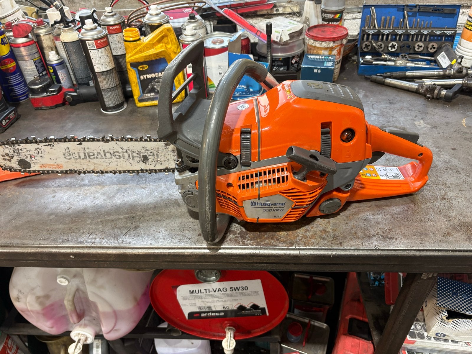 Husqvarna 550 XPG  bouwjaar 2023, Ophalen, Gebruikt, 70 mm of meer, Kettingzaag