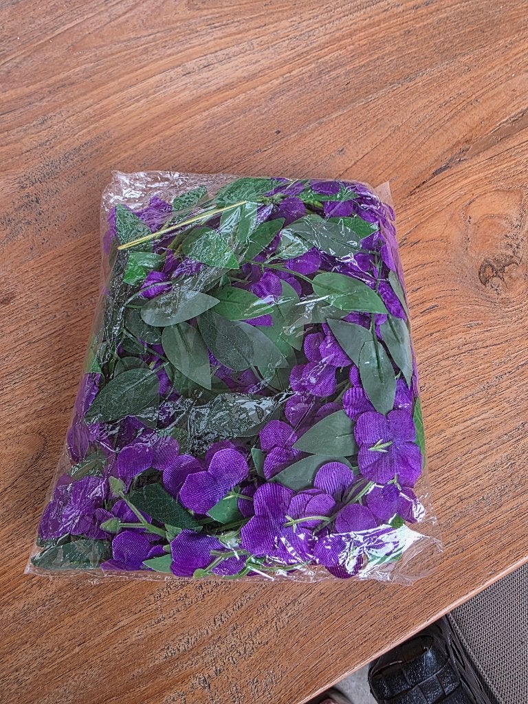 Decoratieve kunstbloemen slinger paars – nieuw, ongebruikt, Paars, Rondom opgemaakt, Kunstbloem, Nieuw