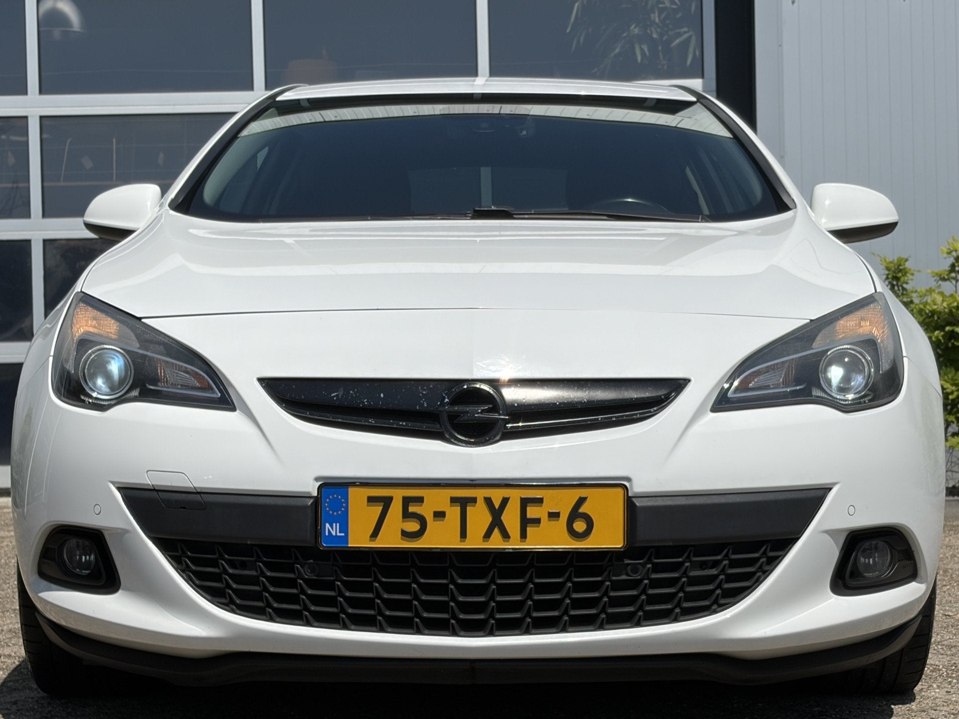 Opel Astra GTC 1.4 Turbo Sport 140pk | Audio-navigatie full, Auto's, Voorwielaandrijving, Stof, Gebruikt, Zwart