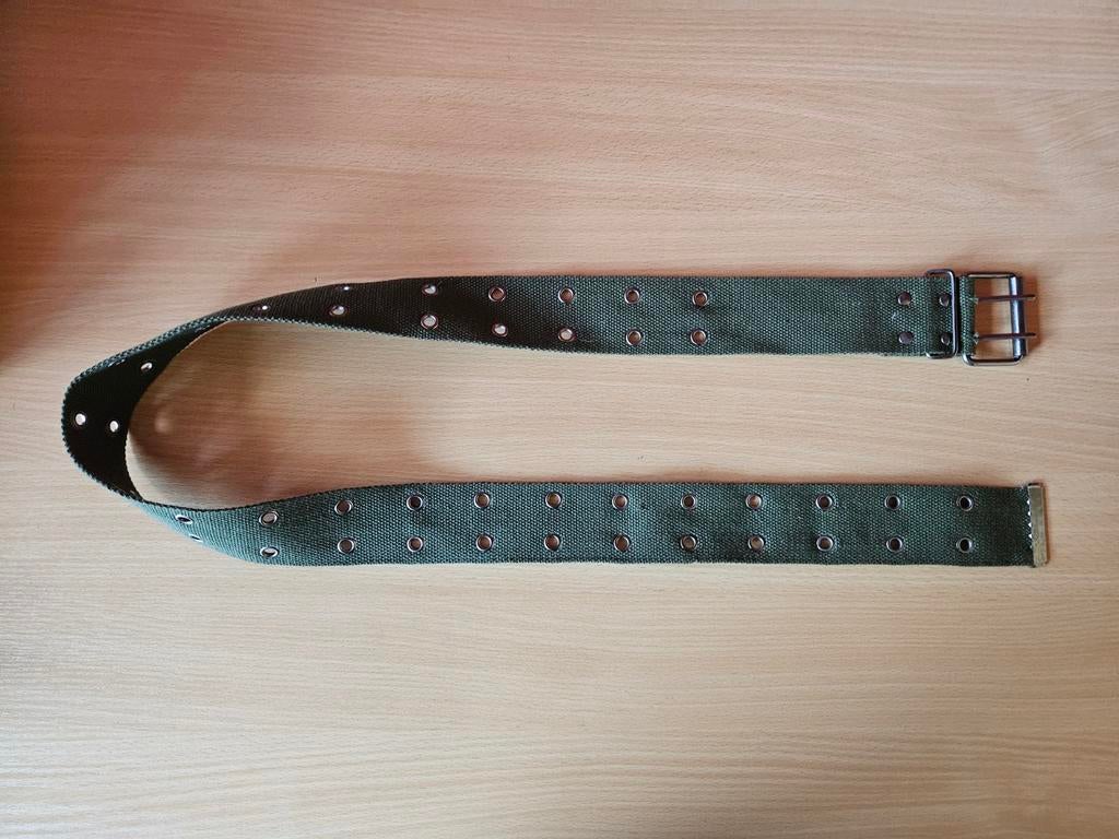 Verstelbare groene canvas riem met gaten, Ophalen of Verzenden, Gedragen, Overige kleuren, 100 cm of meer