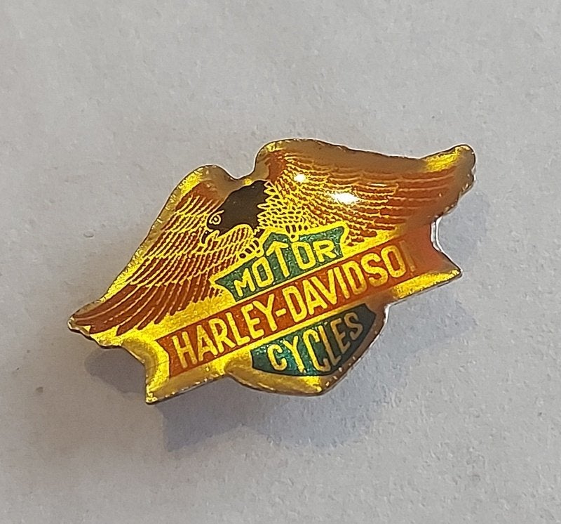 Harley pin (20), Verzamelen, Ophalen of Verzenden, Zo goed als nieuw, Transport, Speldje of Pin