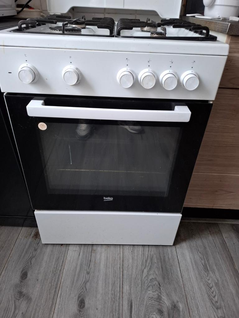 Gasfornuis beko, Zo goed als nieuw, Gas, Vrijstaand, 85 tot 90 cm