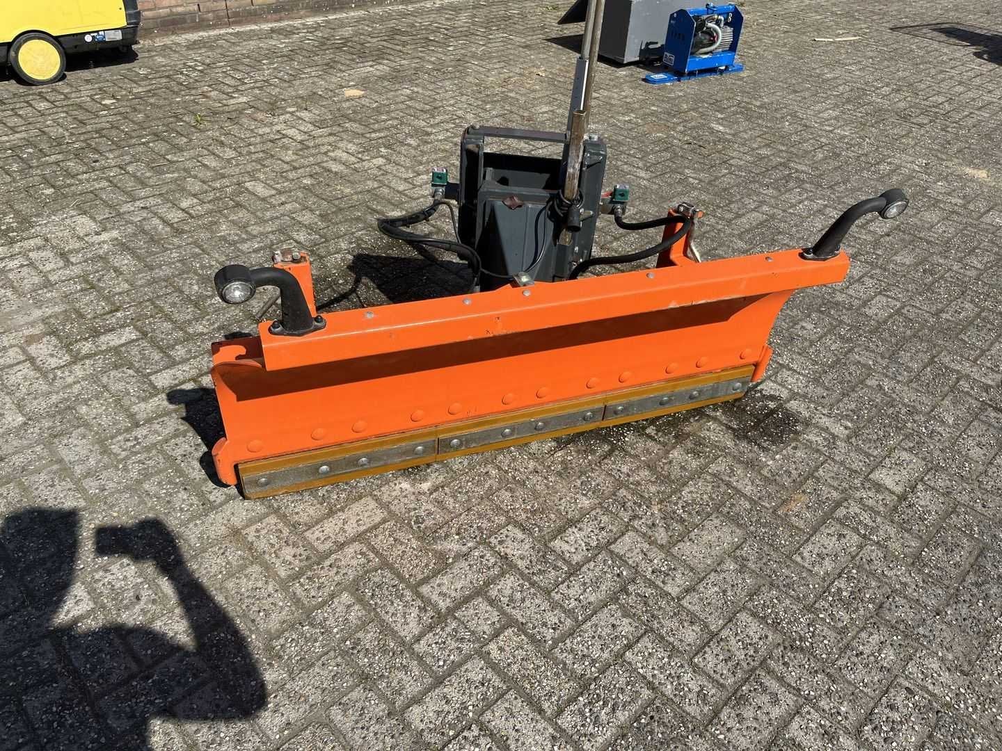 2014 Tuchel SK-F 150 sneeuwschuif – 150 cm – Kramer aans