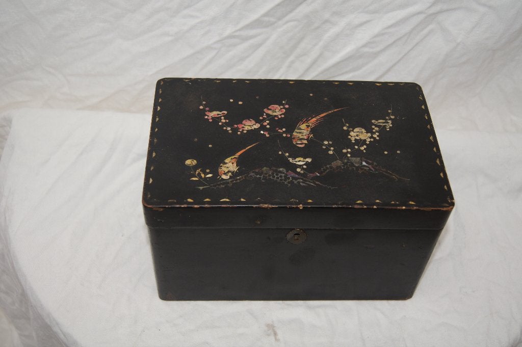 Chinees thee kistje / Kistje met Fiches, Antiek en Kunst, China, Ophalen of Verzenden, Hout