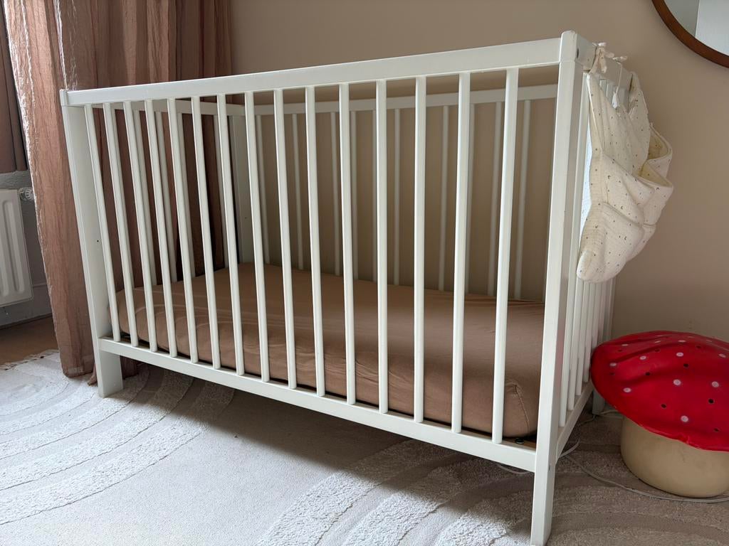 IKEA GULLIVER babybedje / ledikant wit, Ophalen, Zo goed als nieuw, Minder dan 140 cm, Minder dan 70 cm