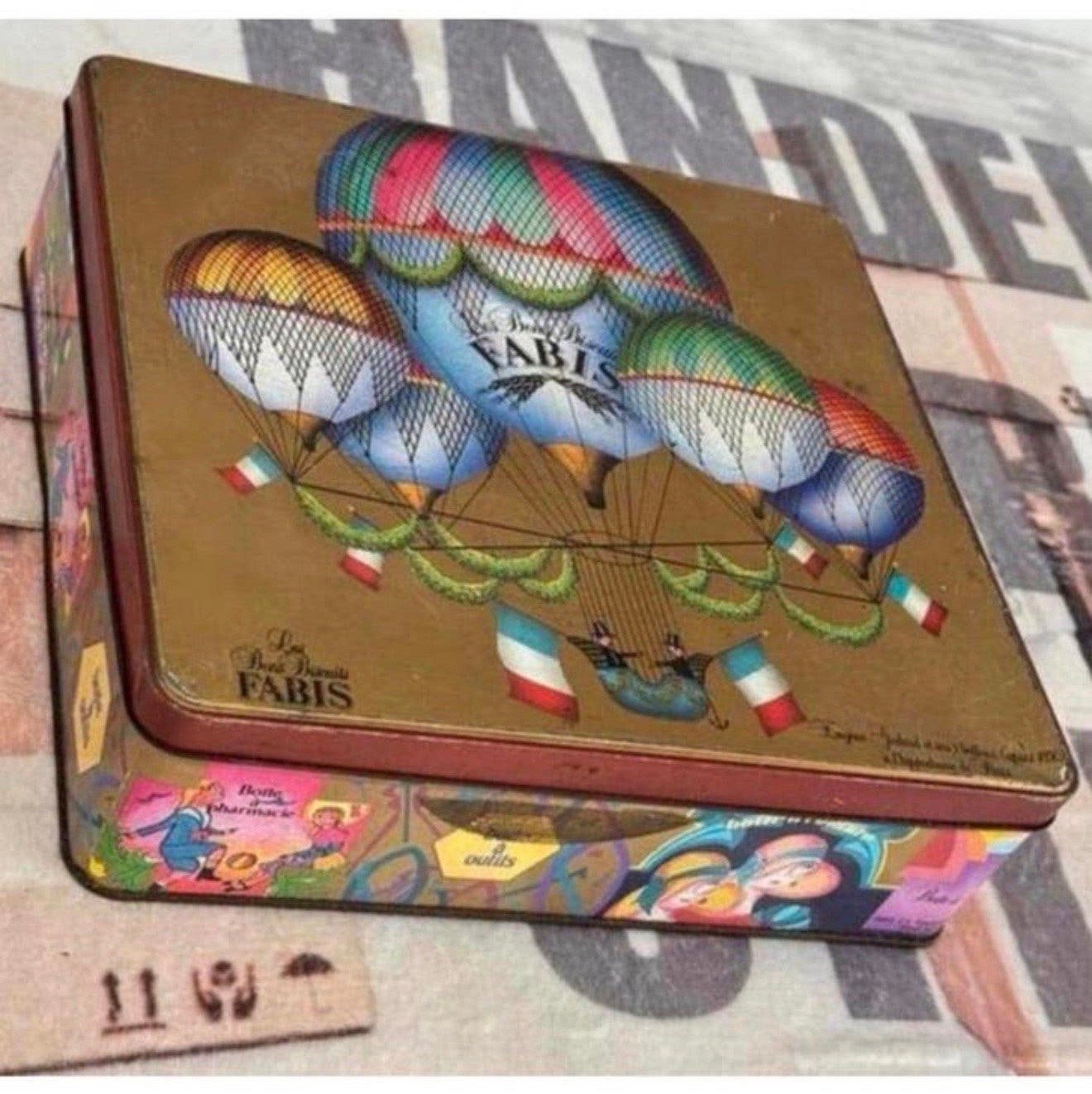 1970 vintage voorraad Blik - Fabis luchtballon koekjes, Verzamelen, Ophalen of Verzenden, Zo goed als nieuw, Koek(jes)