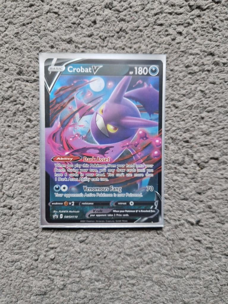 Crobat V Pokemon Sword & shield promo kaart SWSH110, Ophalen, Zo goed als nieuw, Losse kaart, Foil