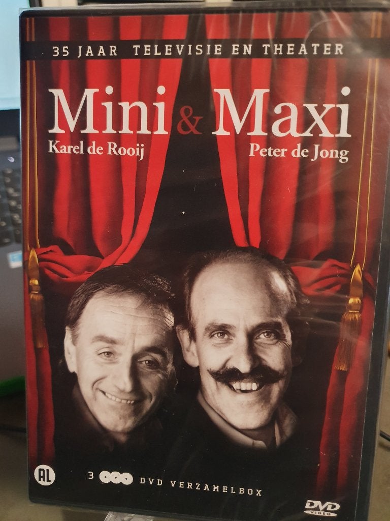 Mini & Maxi - 35 jaar Televisie en Theater (3 DVD Box), Alle leeftijden, Ophalen, Zo goed als nieuw, Stand-up of Theatershow