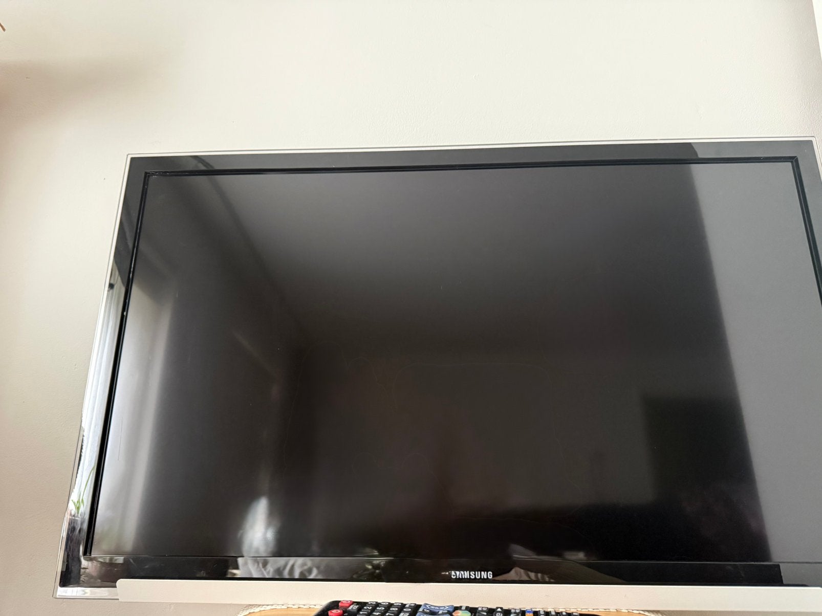 Smart tv samsung 32 inch met ophang systeem UE32H4500AW, Audio, Tv en Foto, Televisies, Ophalen, LED, 50 Hz, 80 tot 100 cm