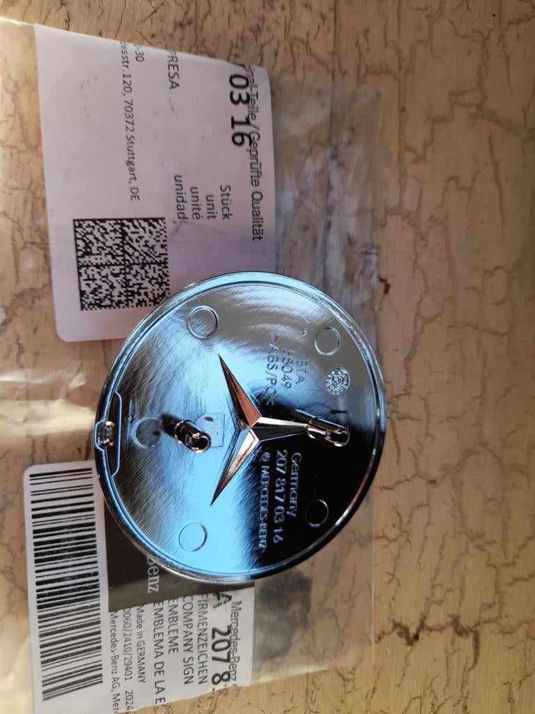 Motorkap logo mercedes r129 nieuw, Ophalen