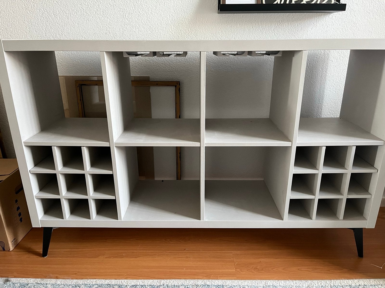 IKEA Kallax kast met poten en wijnrek inzetstuk, Huis en Inrichting, Ophalen, Gebruikt
