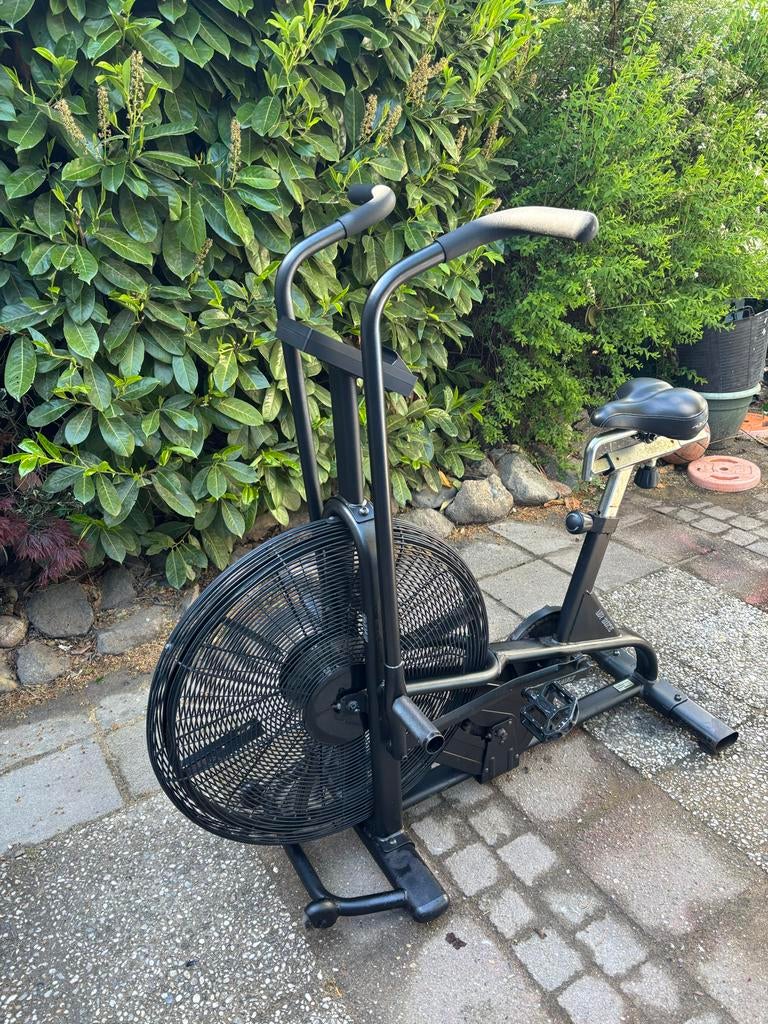 Assault hometrainer/airbike, Sport en Fitness, Ophalen, Gebruikt, Armen, Airbike