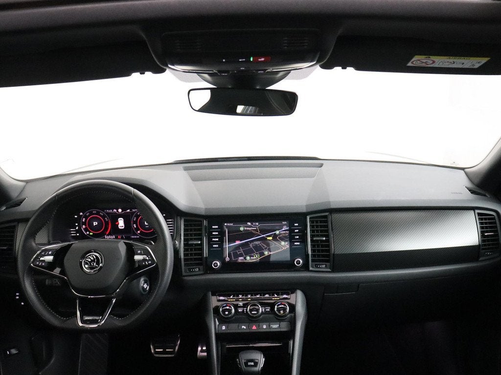 Skoda Kodiaq 1.5 TSI Sportline Business 7p. | VOL! | Pano! |, Auto's, Skoda, 4 cilinders, 150 pk, Bedrijf, 1524 kg