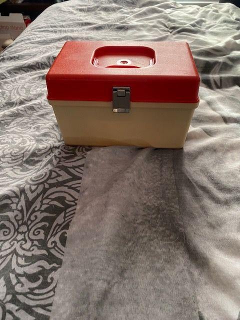 1 retro vintage oranje curver  naaiboxje naaibox 23 / 14 cm, Ophalen, Gebruikt, Overige typen