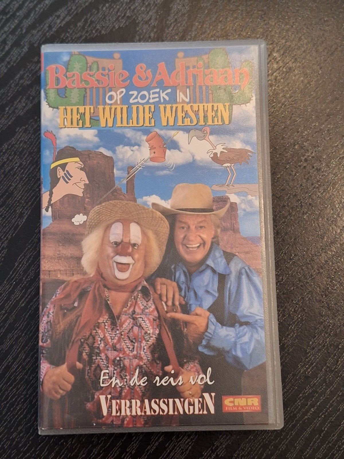 Bassie & Adriaan: Op Zoek in het Wilde Westen VHS, Alle leeftijden, Ophalen of Verzenden, Gebruikt, Actie en Avontuur