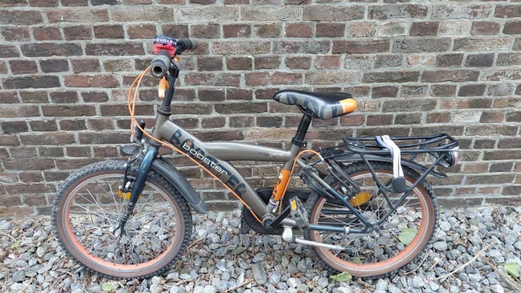 Jongensfiets Loekie 18 inch, Ophalen, Terugtraprem, Gebruikt, Loekie booster