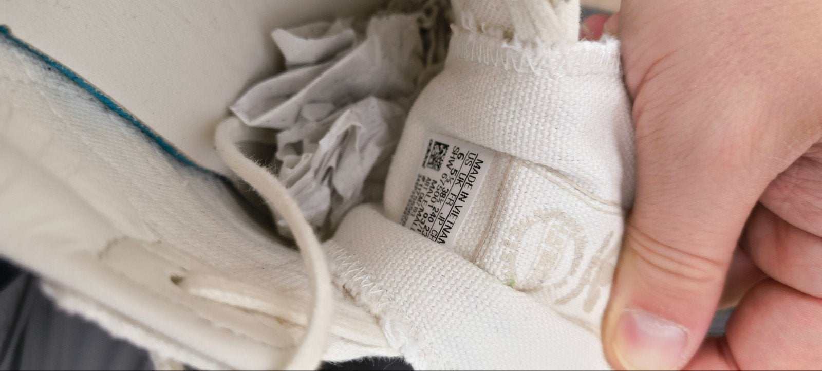 Foto 8 van Adidas x Daniel Arsham New York Sneakers - Maat 38 2/3