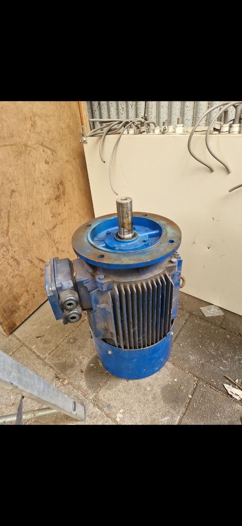 Zware elektromotor 18.5kw, Ophalen, Zo goed als nieuw, Elektromotor, 1400 tot 1800 rpm