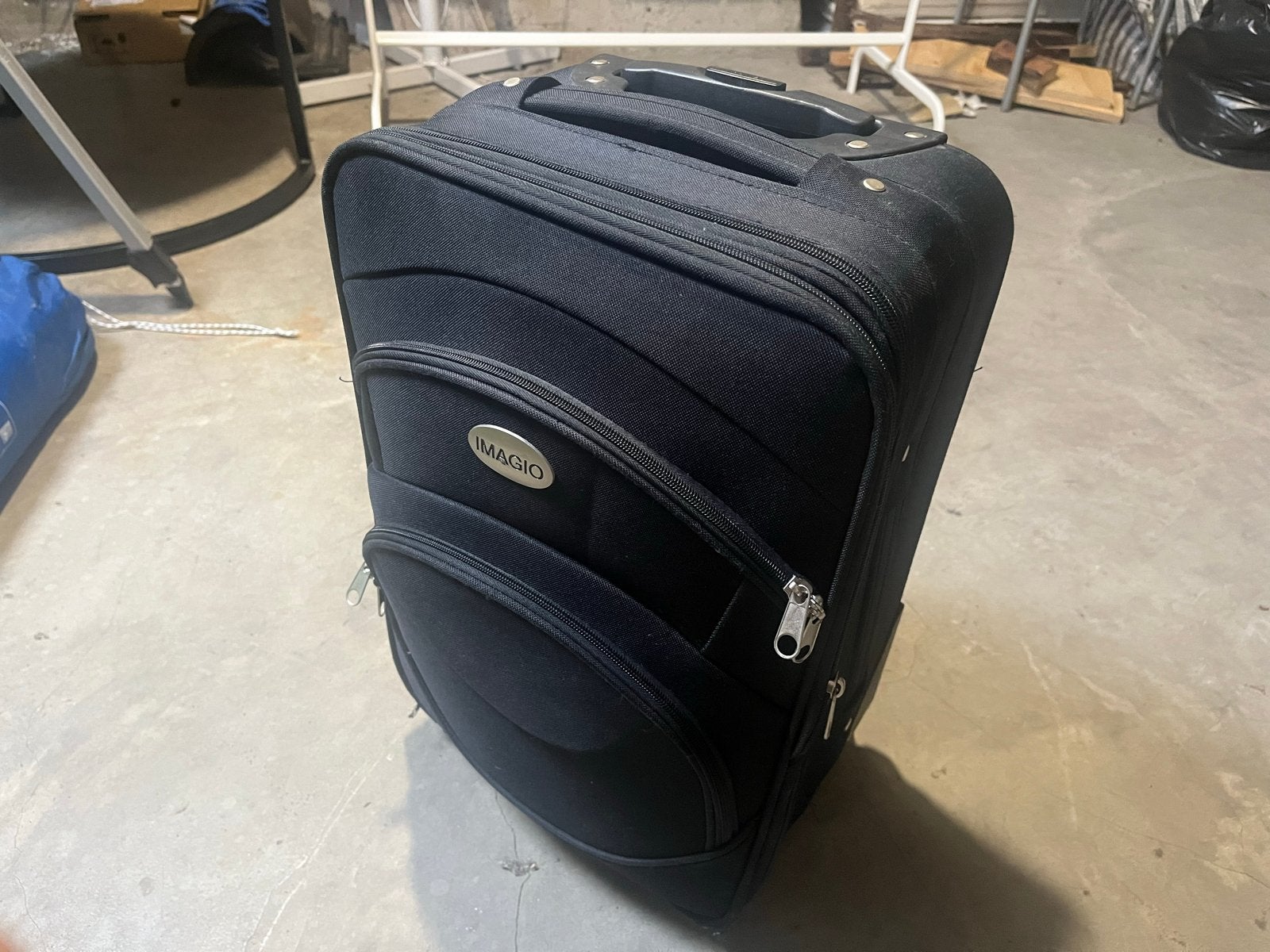 Zwarte Imagio koffer met wieltjes en uitschuifbare handgreep, Gebruikt, 20 tot 30 cm, Zwart, Minder dan 40 cm