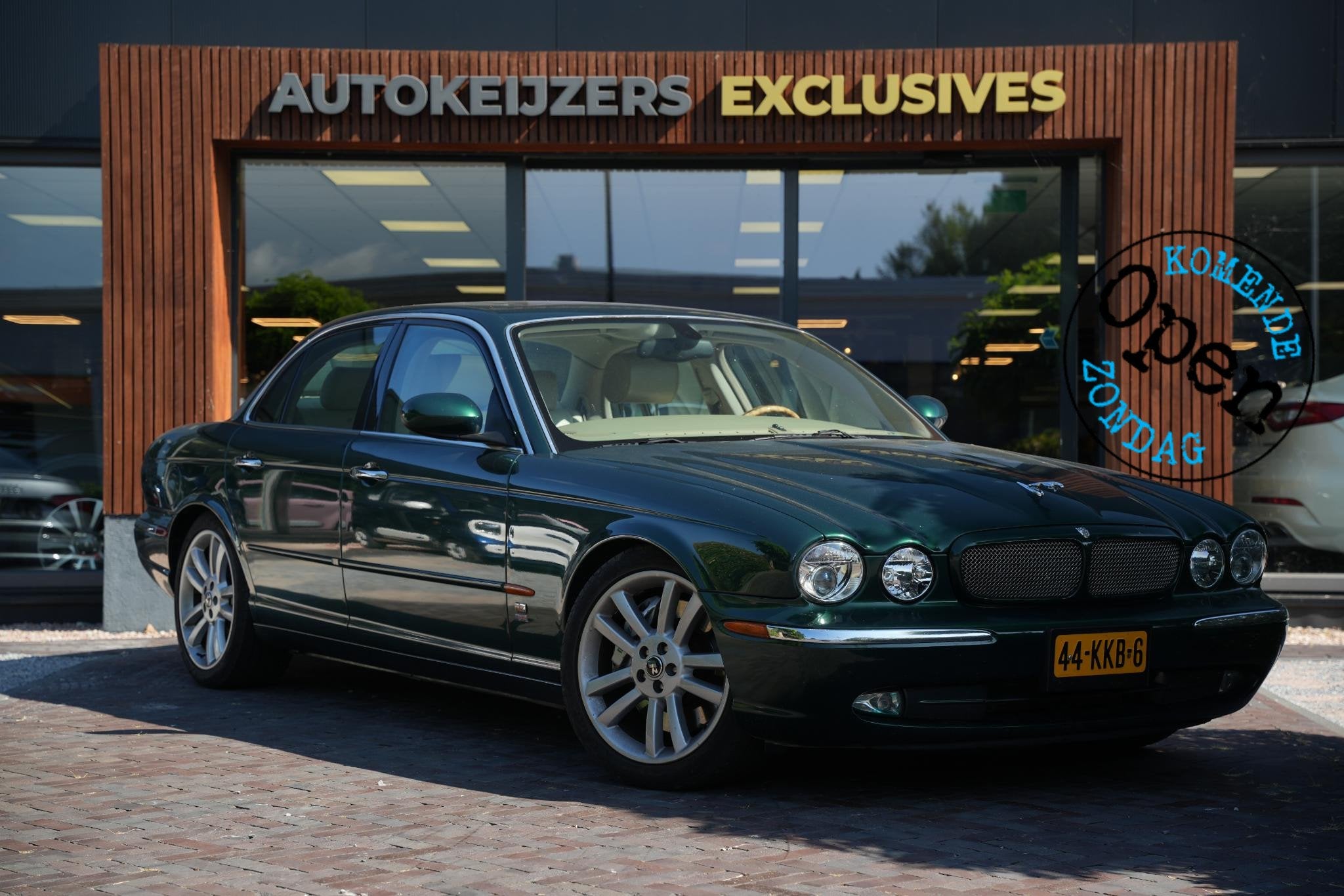 Jaguar XJR 4.2 V8 S/C Youngtimer Schuifdak Leer Navi Stoelve, Auto's, Jaguar, Automaat, Achterwielaandrijving, Gebruikt, 8 cilinders