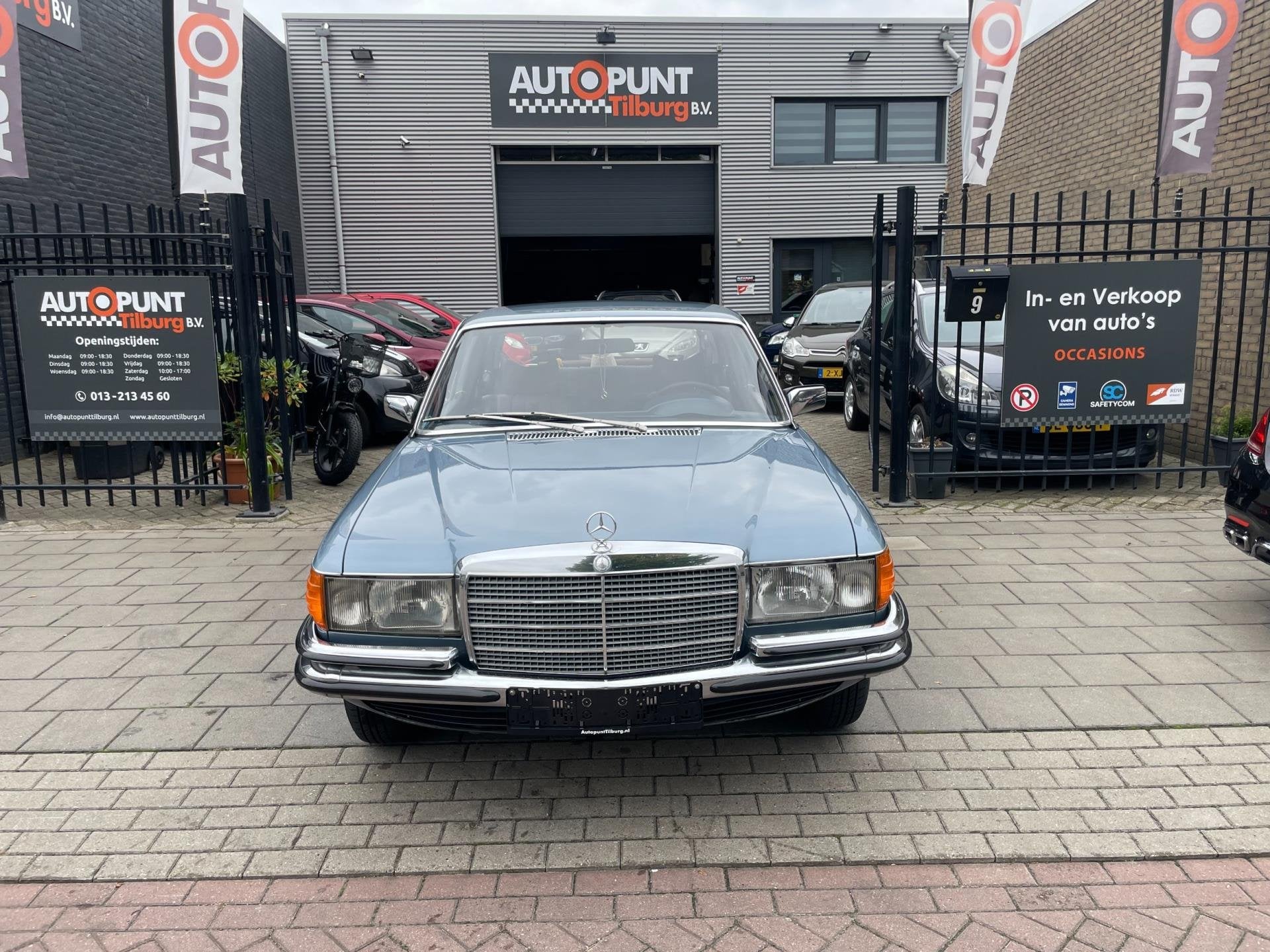 Mercedes-Benz S-klasse 280 SE Stuurbekrachtiging NAP APK, Auto's, Automaat, Achterwielaandrijving, Gebruikt, Blauw