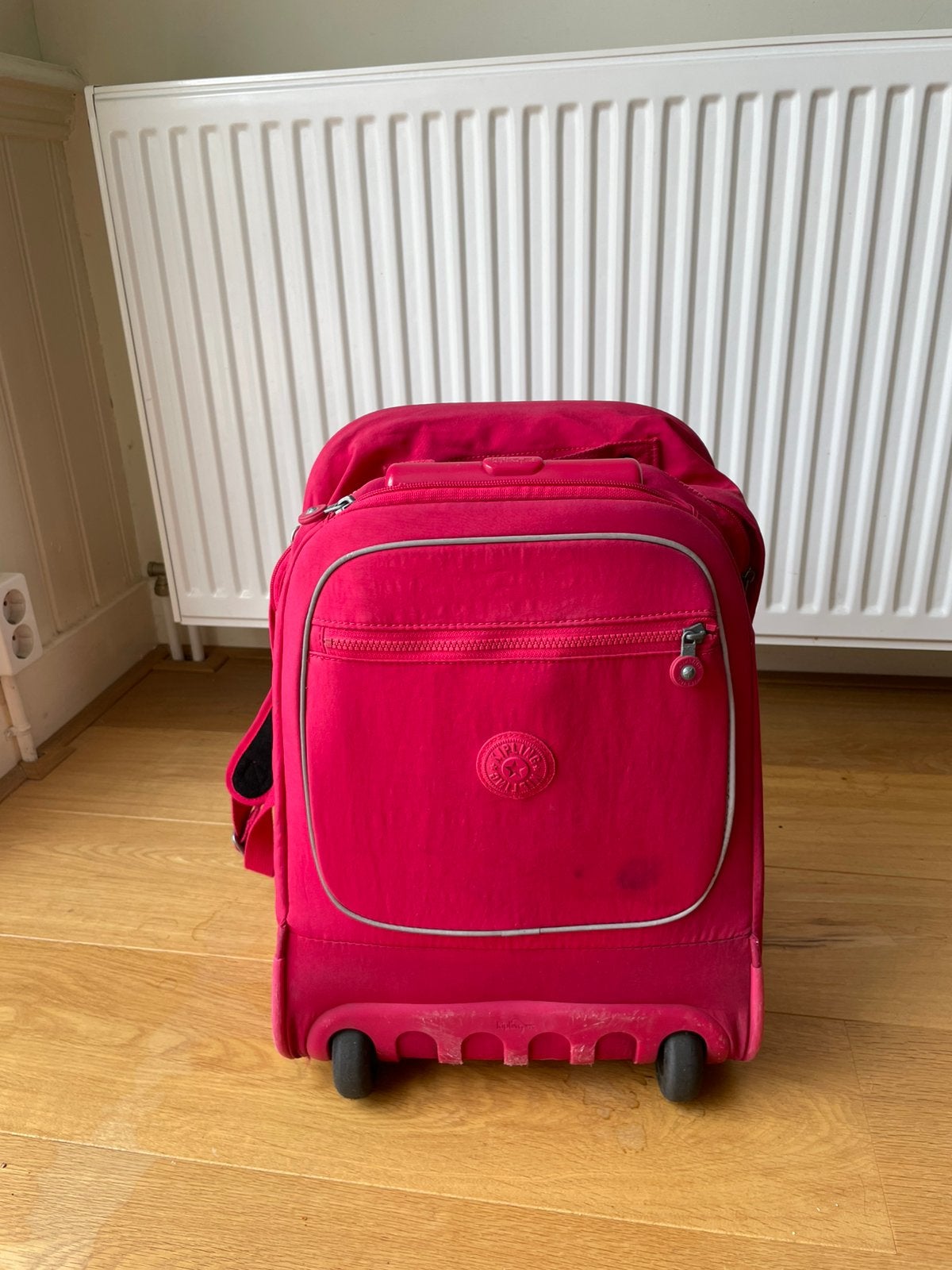 Kipling trolley roze/rood, Ophalen of Verzenden, Zo goed als nieuw, Overige materialen