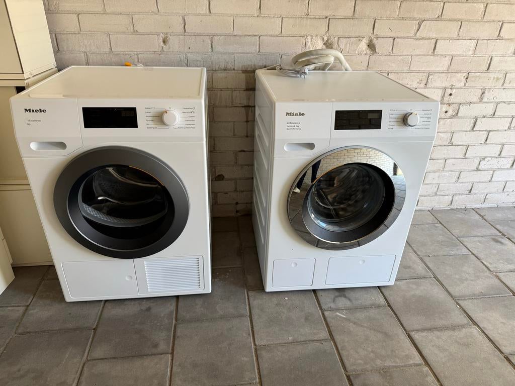 Miele Wasmachine TwinDos & Warmtepompdroger - Z.G.A.N., Ophalen, 1200 tot 1600 toeren, 8 tot 10 kg, Zo goed als nieuw