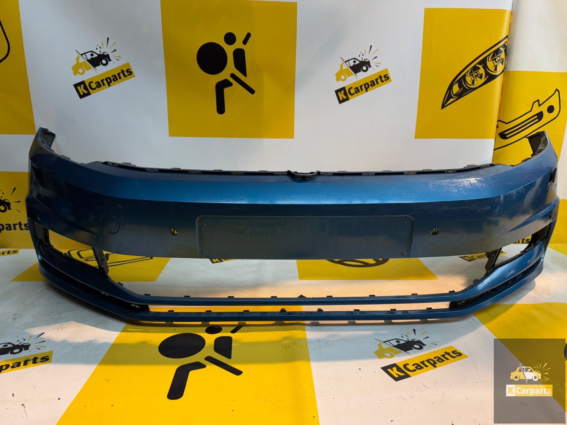 Voorbumper VW Touran 5TA KLS PDC Origineel 5TA807221A-
