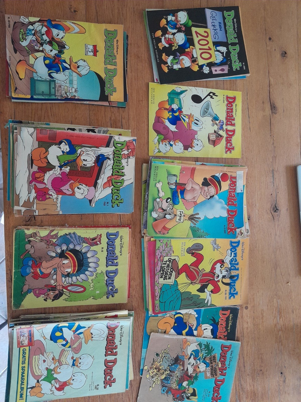 Vintage Donald Duck weekbladen, Boeken, Gelezen, Europa, Ophalen of Verzenden, Meerdere comics