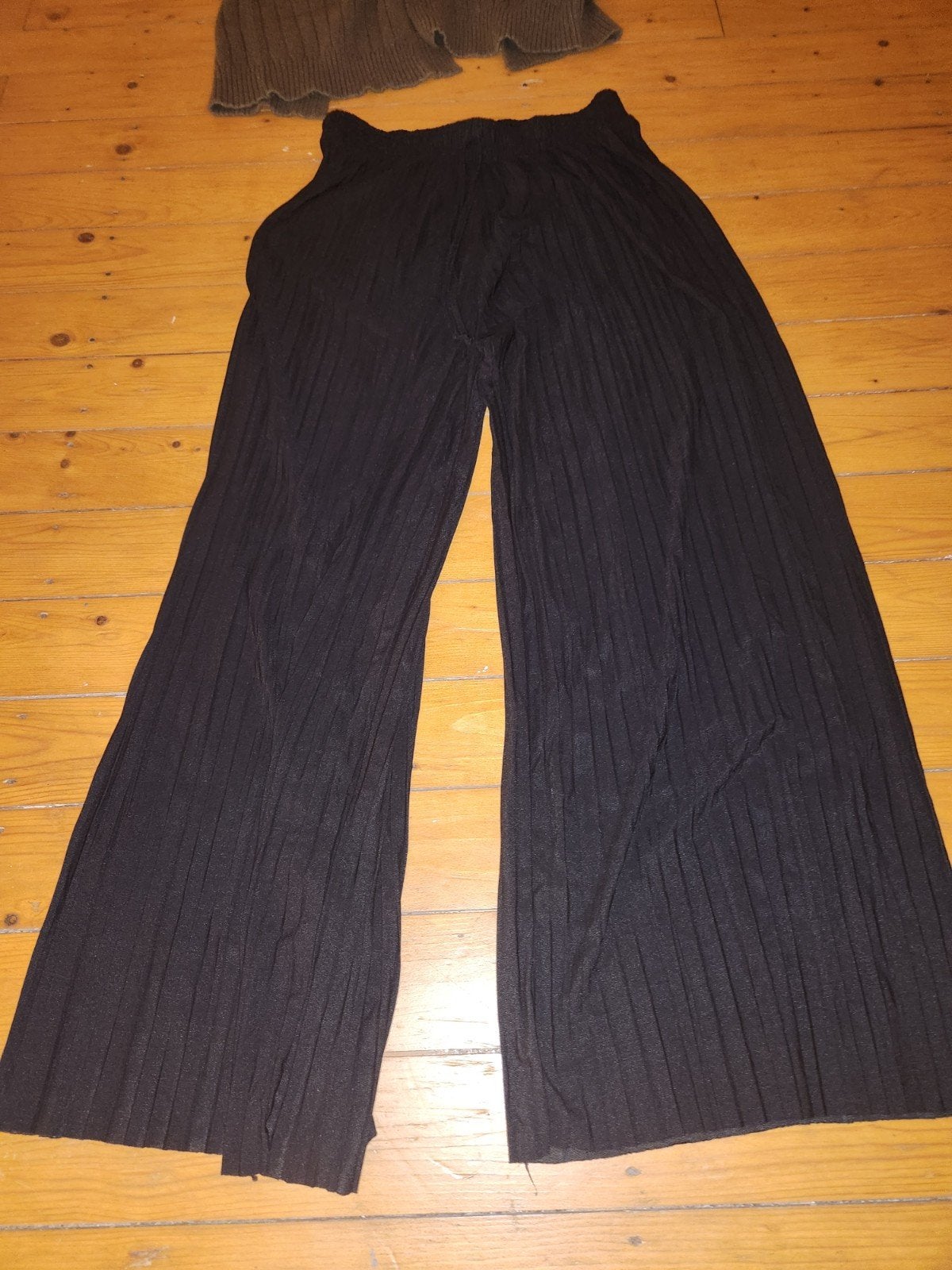 Zwarte geplooide broek - Maat S/M, Zwart, Ophalen of Verzenden, Maat 36 (S), Lang