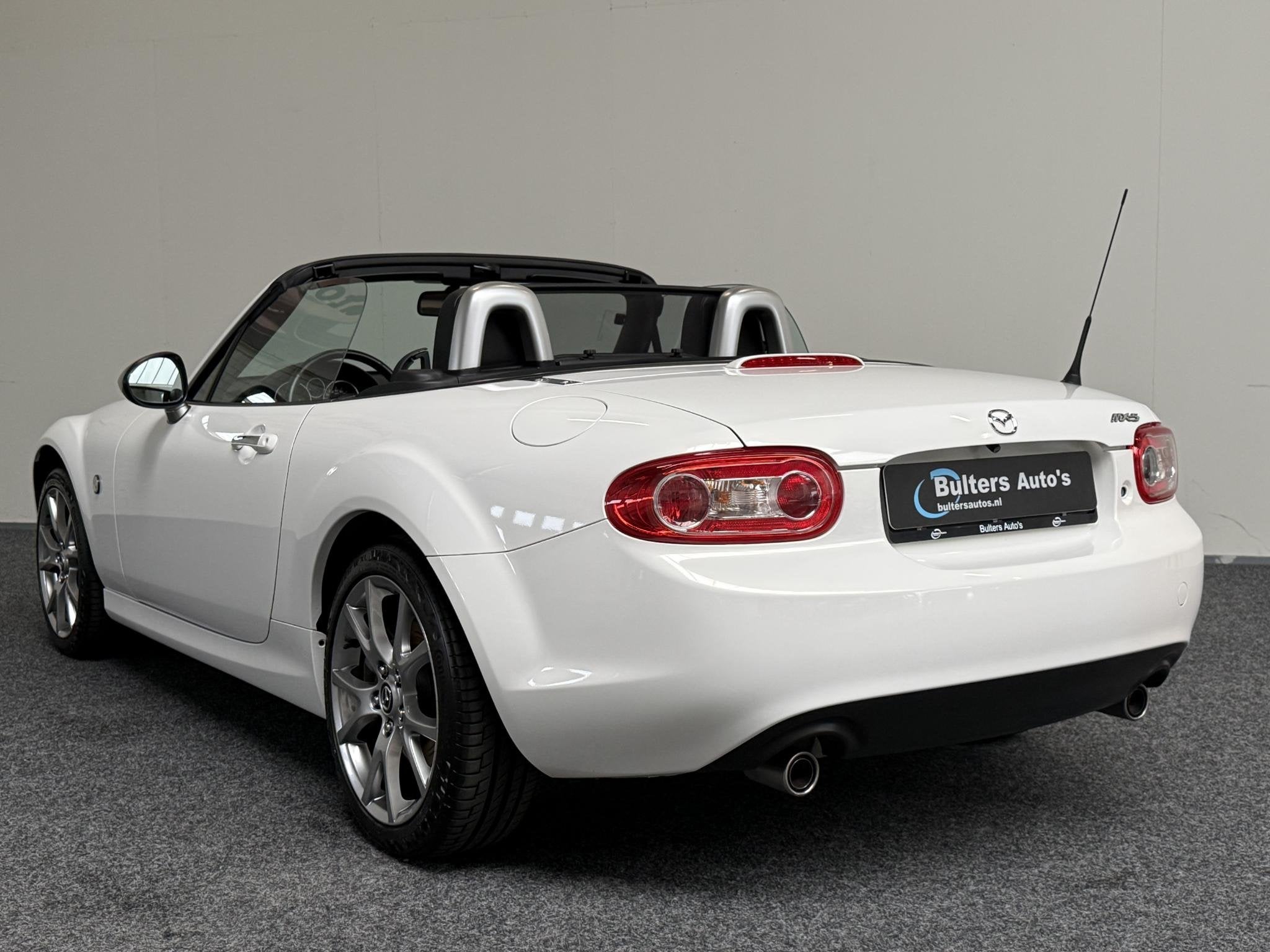 Mazda MX-5 1.8 Silver Edition | LEDER | CARPLAY | CAMERA, Stoelverwarming, Dealer onderhouden, Achterwielaandrijving, Gebruikt