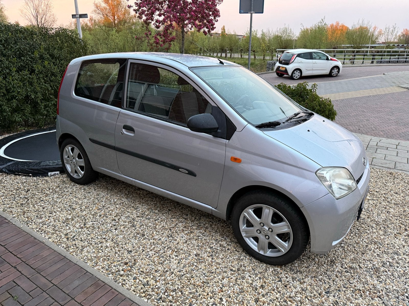 Daihatsu Cuore 1.0 Osaka 3D 2004 Grijs (geen APK), Auto's, Voorwielaandrijving, Stof, 600 kg, 18 €/maand