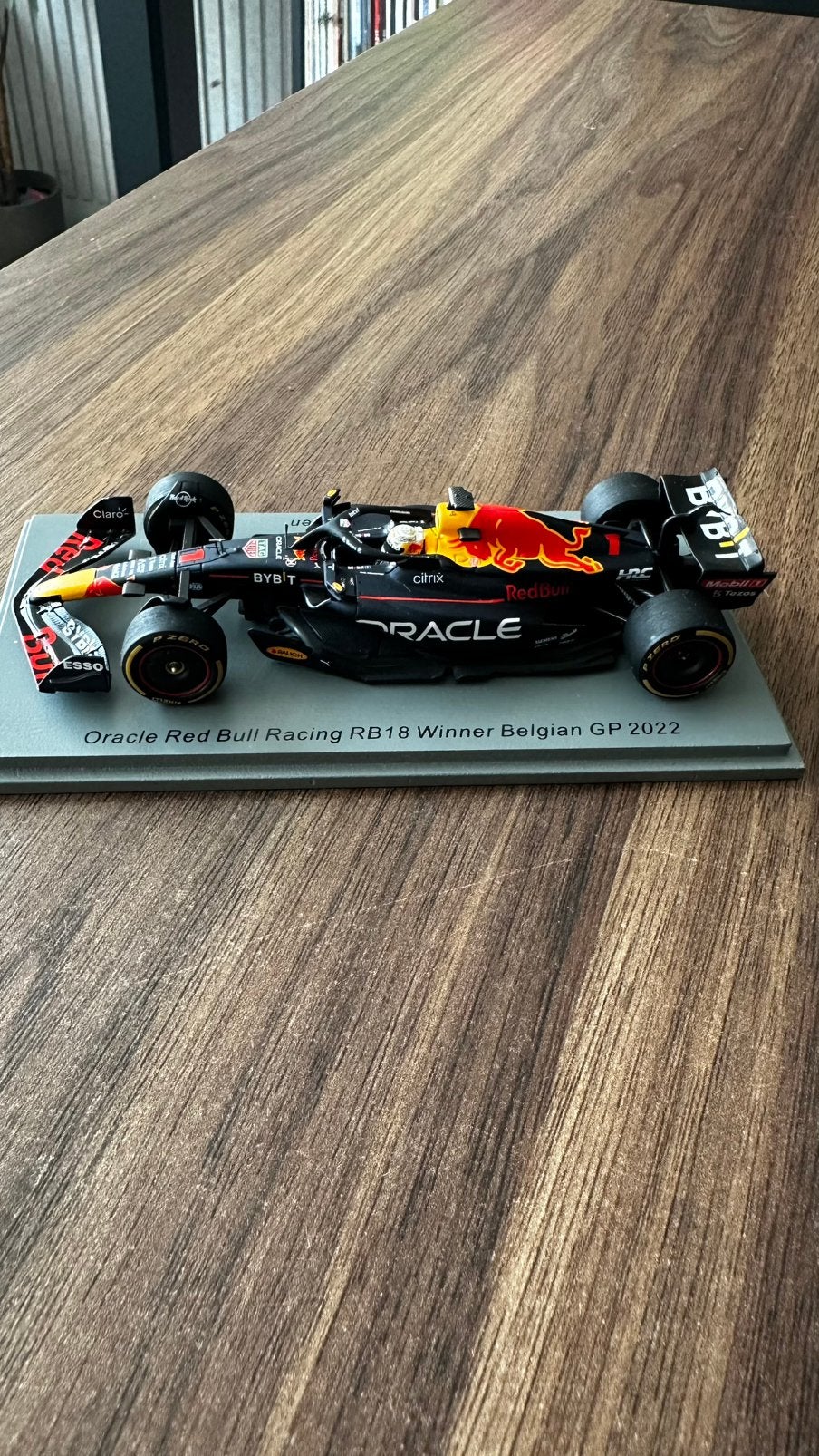 Max Verstappen 1:43 spark RB18 Belgian GP, Ophalen of Verzenden, Zo goed als nieuw, Formule 1